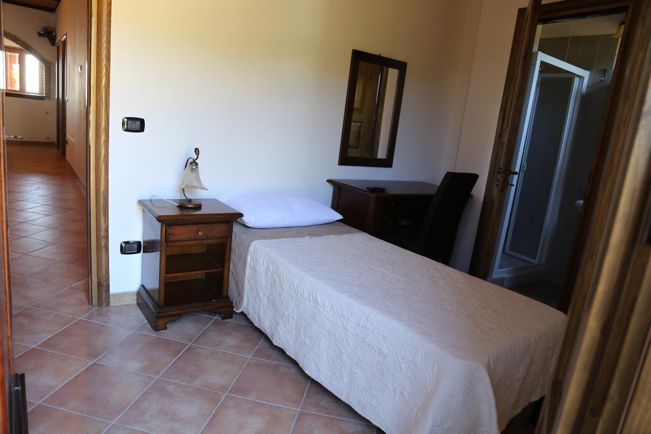 Agriturismo Pirara Sant'Angelo  Luaran gambar