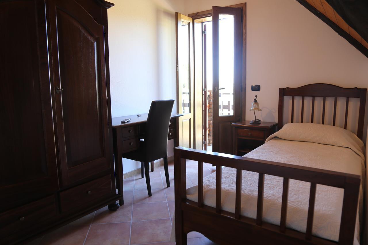 Agriturismo Pirara Sant'Angelo  Luaran gambar